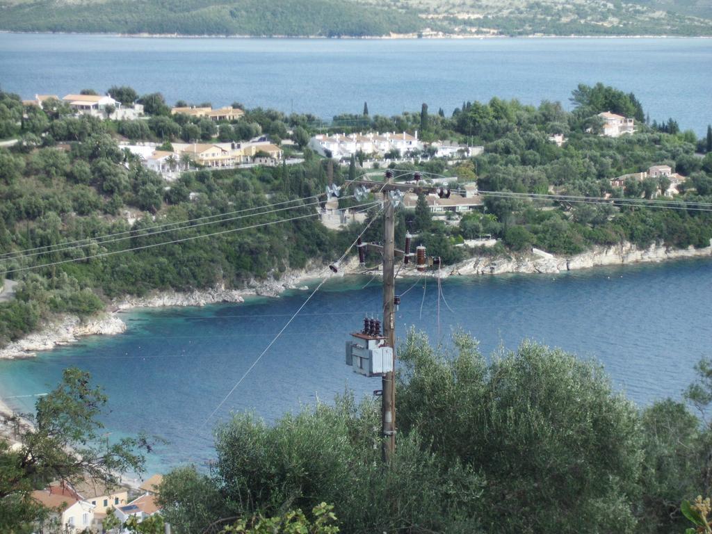 Votsalo Pool Apts Kalami  Bagian luar foto